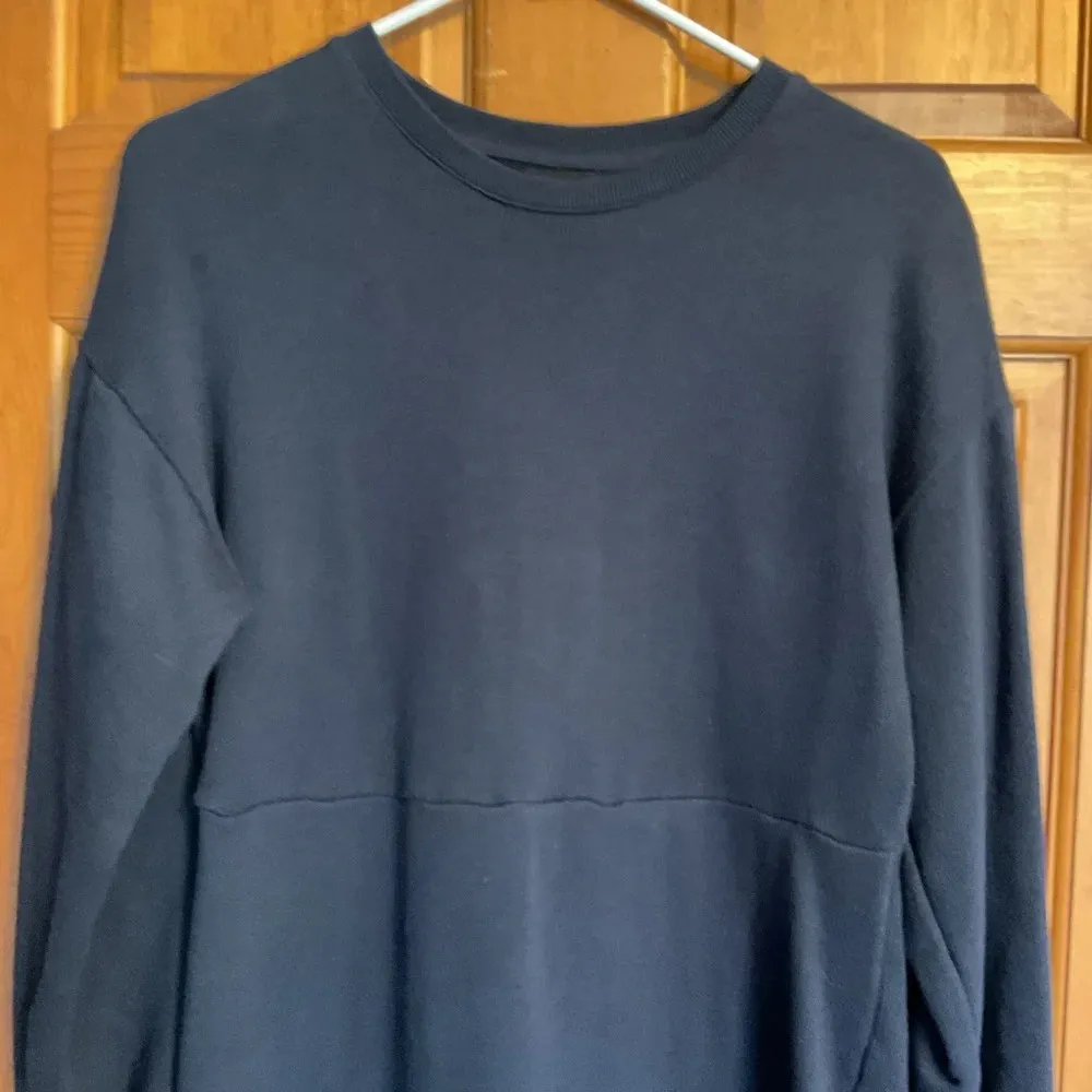 Who What Wear Asymmetrical Sweatshirt Dress Navy Blue with Red Stripe. Size med - Image 2