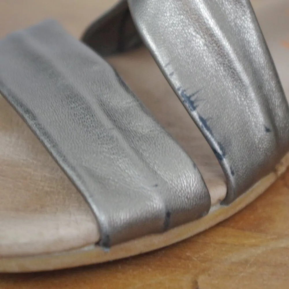 Spanish Made Gold Leather Strappy Slight Wedge Espadrilles EU 39 - Image 10