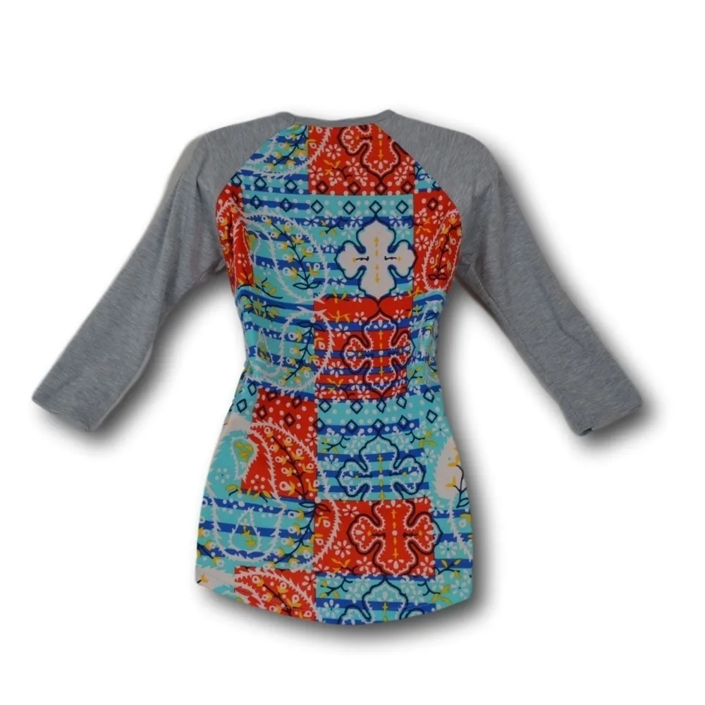 LuLaRoe Randy T-Shirt XXS Women’s Paisley Patch Print Gray Sleeves Rounded Hem - Image 2