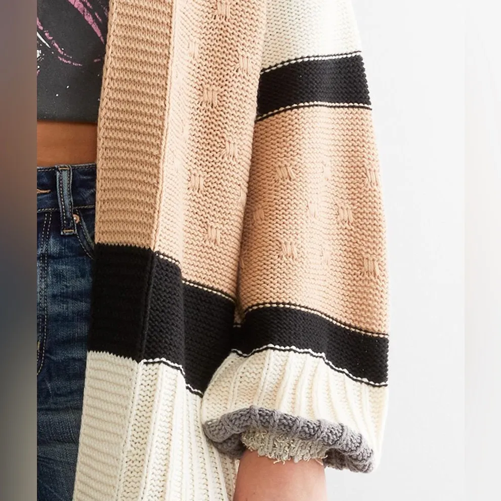 Umgee Oversized Cardigan Sweater Chunky sweater size S - Image 6