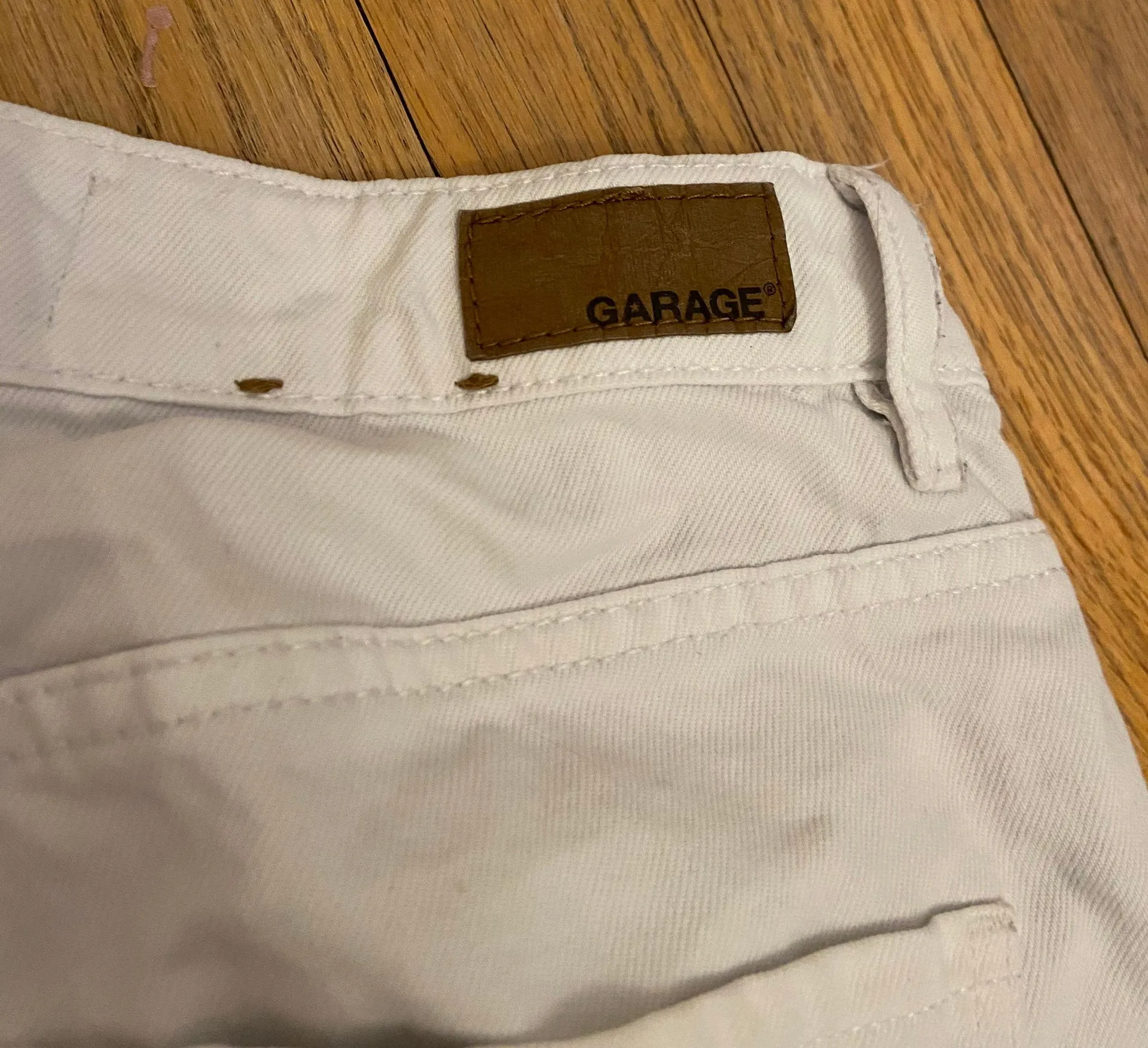 Garage White Denim Shorts - Image 4