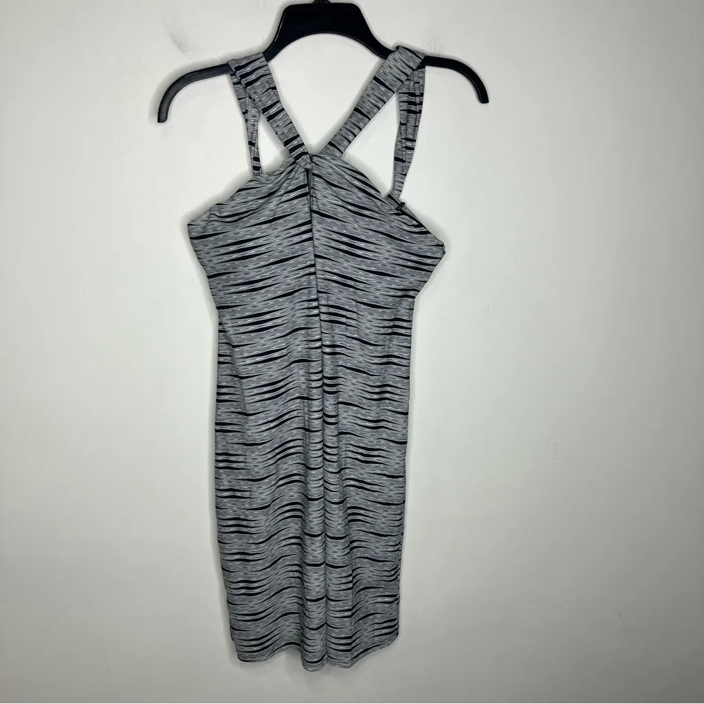 Athleta printed Kiki swim dress black & white womens size small shelf bra padded - Image 3