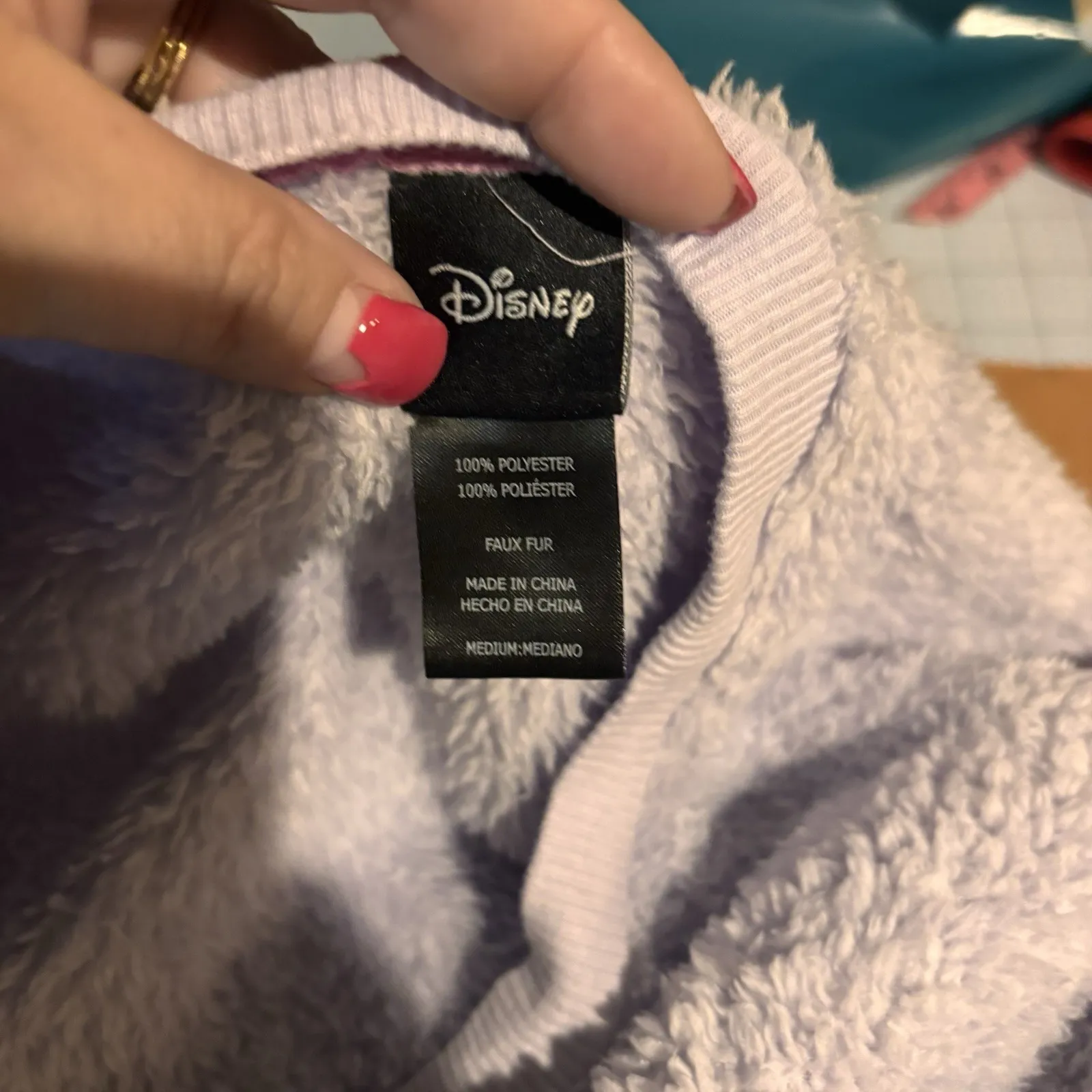 Disney Minnie Mouse Fleece Size Medium Purple Plush Lounge Nightgown Cozy - Image 4