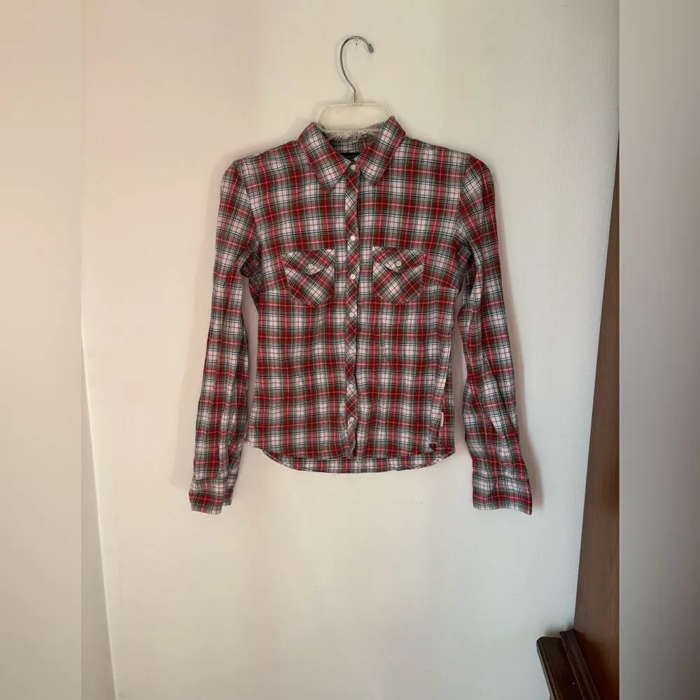Abercrombie red plaid snap front long sleeve top size small 95 % cotton - Image 4