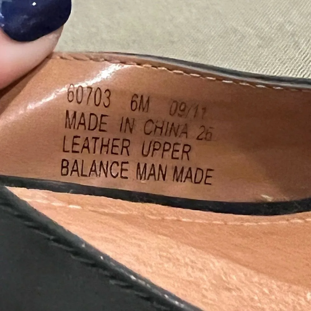 Clarks Artisan black leather cork wedge heel sandals size 6 - Image 7