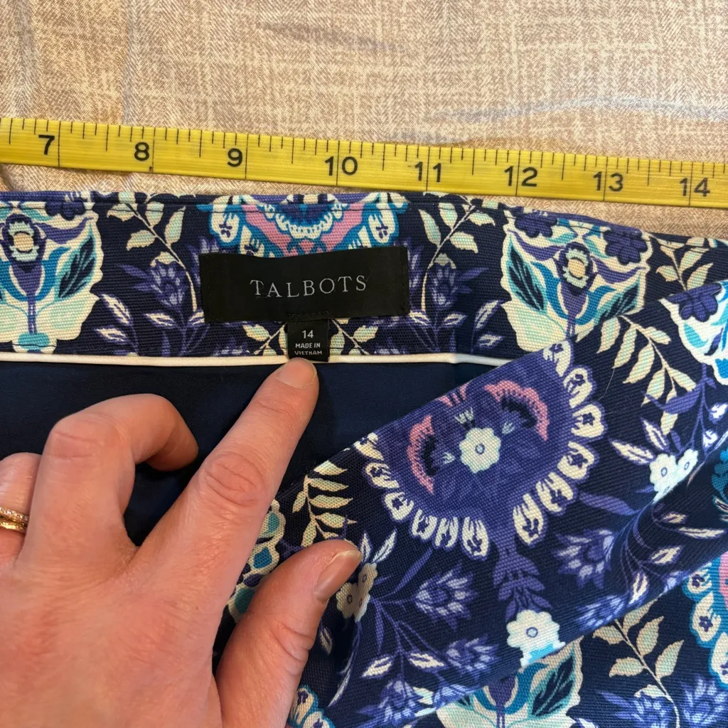 Talbots Women’s 14 Blue Floral Garden Boho Pencil Skirt Stretch Twee Coquette - Image 4