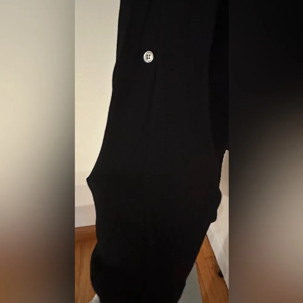 Karen Kane V Neck Black & White Thread Long Sleeve Comfortable Blouse Sz M - Image 6