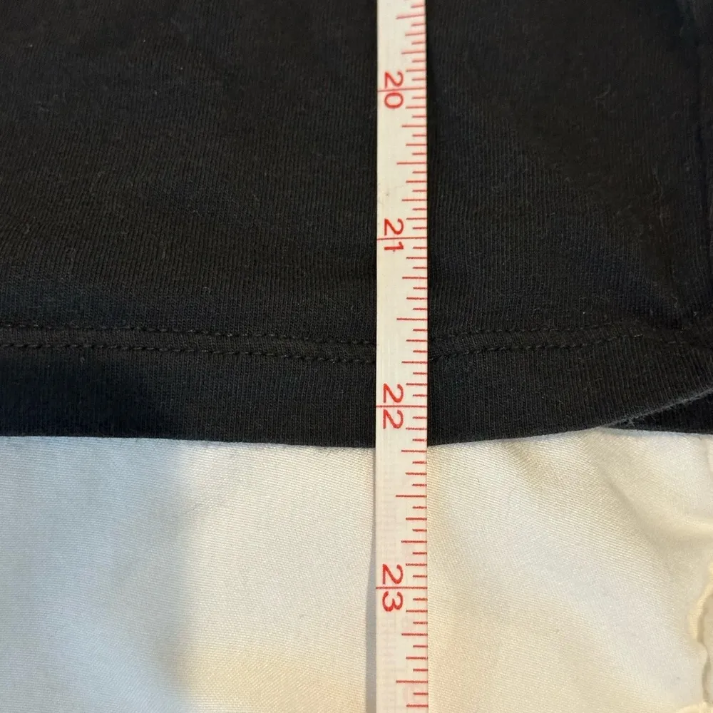 Victoria Secret short sleeve black tshirt VS logo Size Small - Image 7