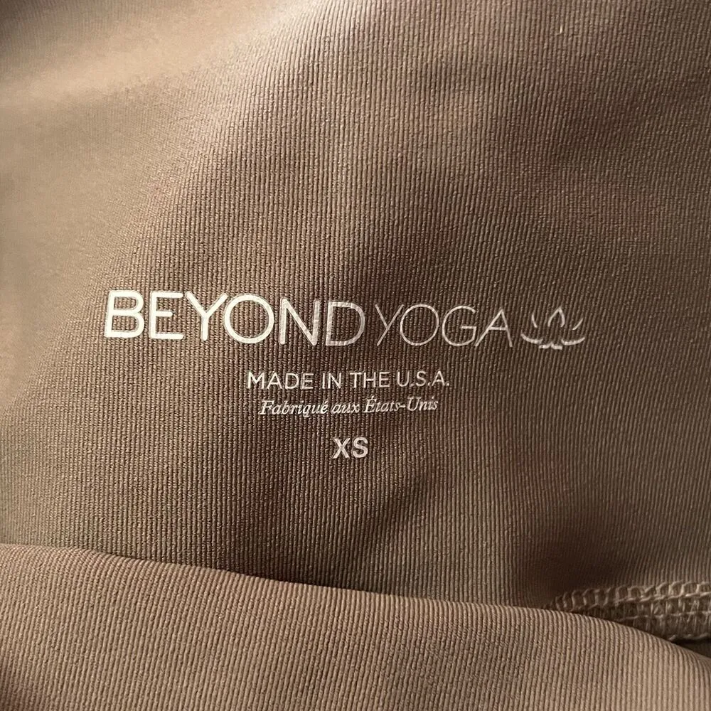Beyond Yoga Shorts Size XS Twinkle High Waist Biker Mocha Brown Athletic Sparkle - Image 5