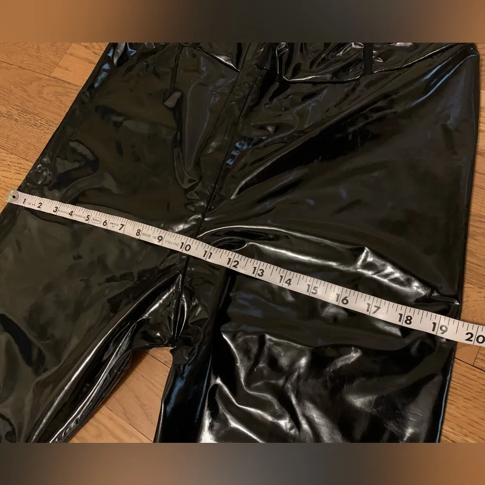 NWT shape high waist vinyl leggings in black size 8 - Image 9