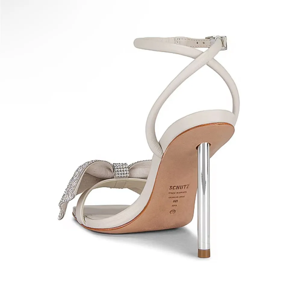 NEW NIB  Mila Rhinestone Bow Heel Sandal In Pearl - Image 4