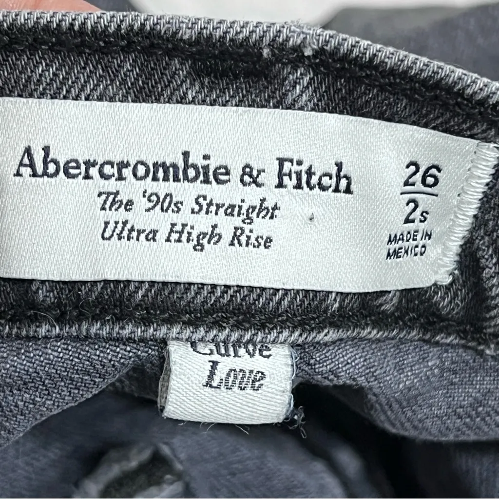 Abercrombie & Fitch The 90’s straight Ultra High Rise Jeans 26/2s curve love - Image 2