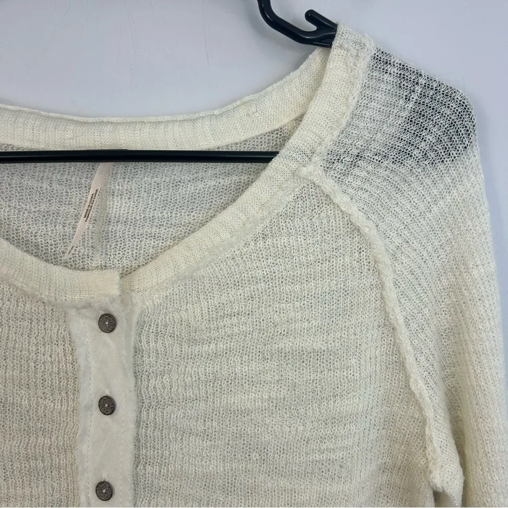 Free People Mountain Song Cream/Ivory Pullover Lightweight Half Button Sweater S - Image 4