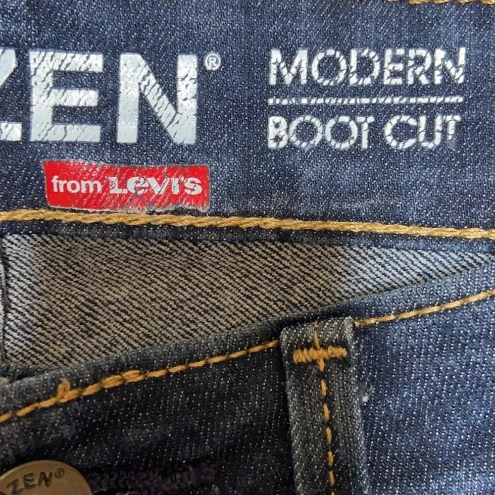 LEVI’S Women’s DENIZEN Moden Boot Cut Denim Jeans Size 30 - Image 4
