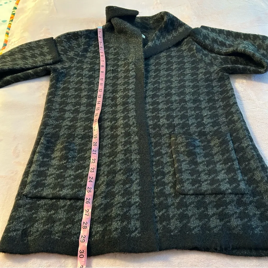 Max Studio black and gray houndstooth open front long cardigan coat size S - Image 8