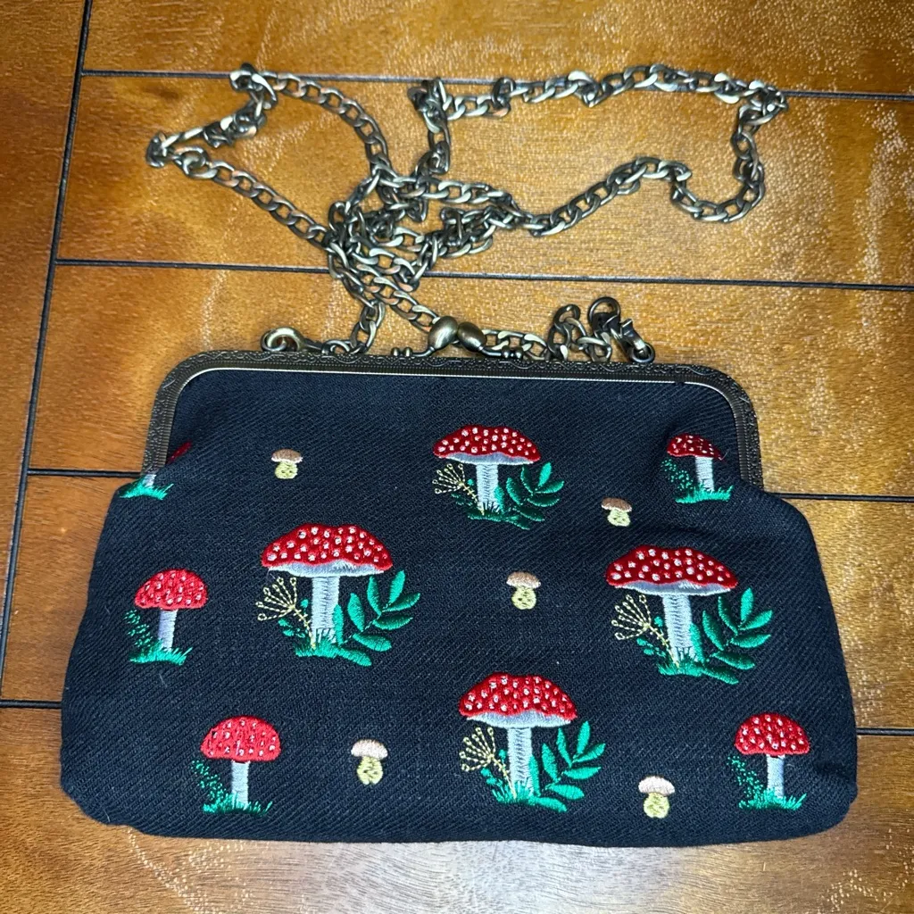 Embroidered Black Mushroom Chain Bag - Image 2