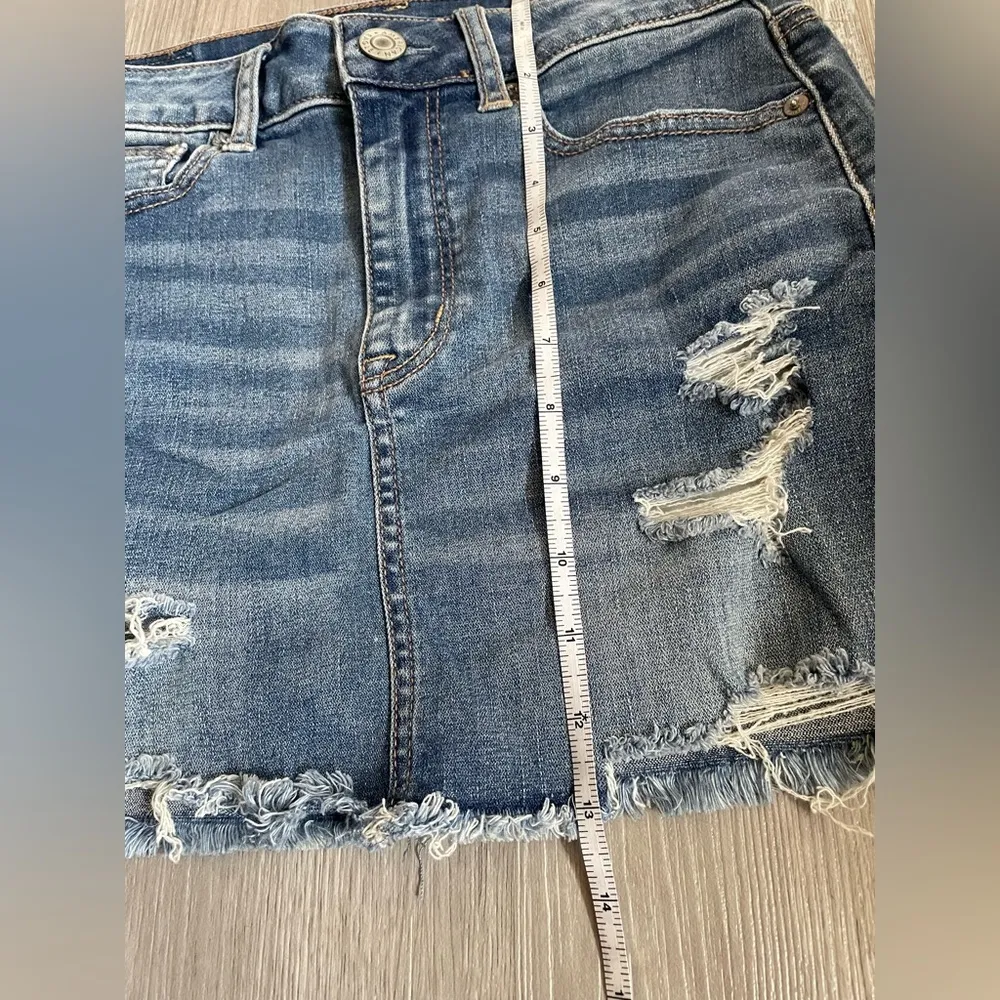 American Eagle Super Stretch Distressed High Waisted Denim Mini Skirt  4 Short - Image 10