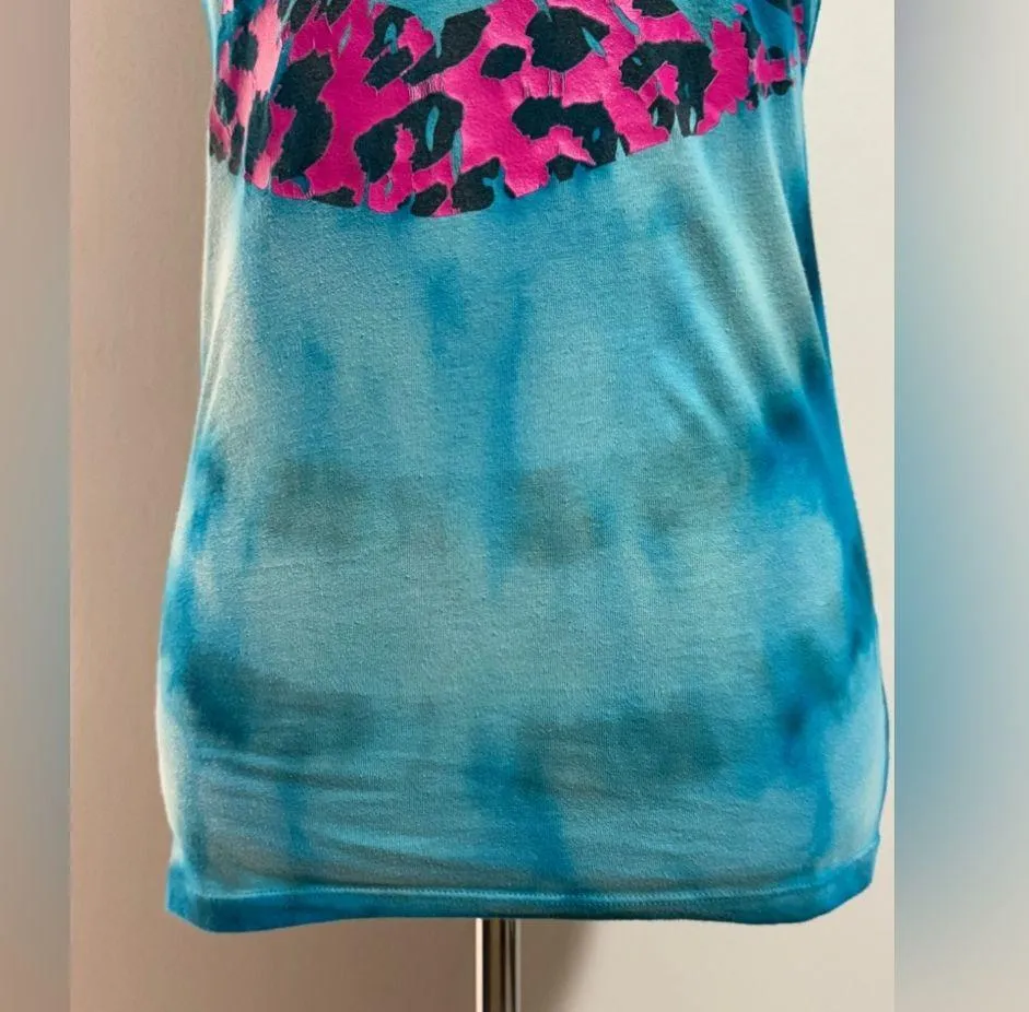 Handmade C’ EST TOI Bleach Dye/Tie Dye Lips Graphic Tank size large - Image 4
