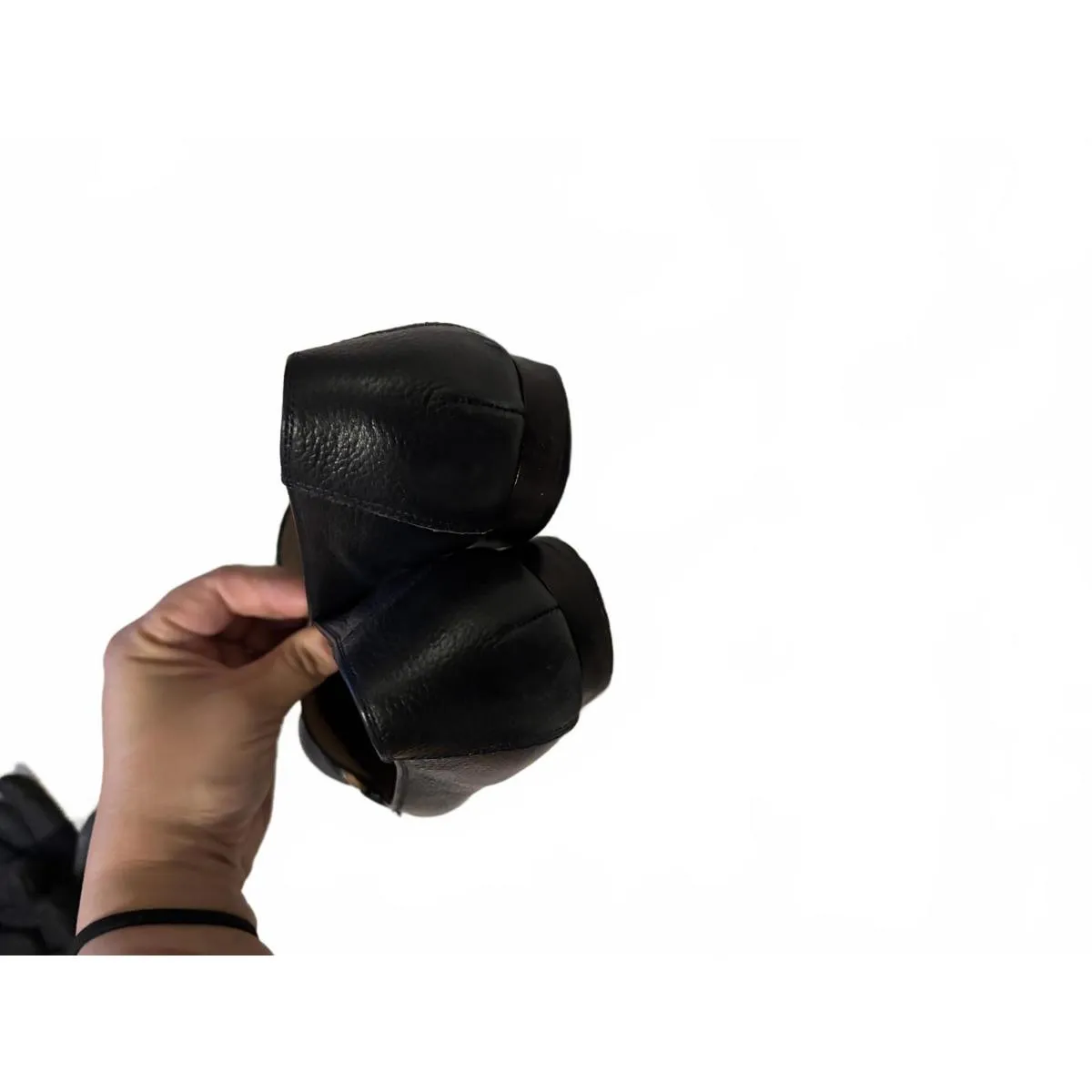 Salvatore Ferragamo Women's Leather Loafers with Gold Detail - Image 5