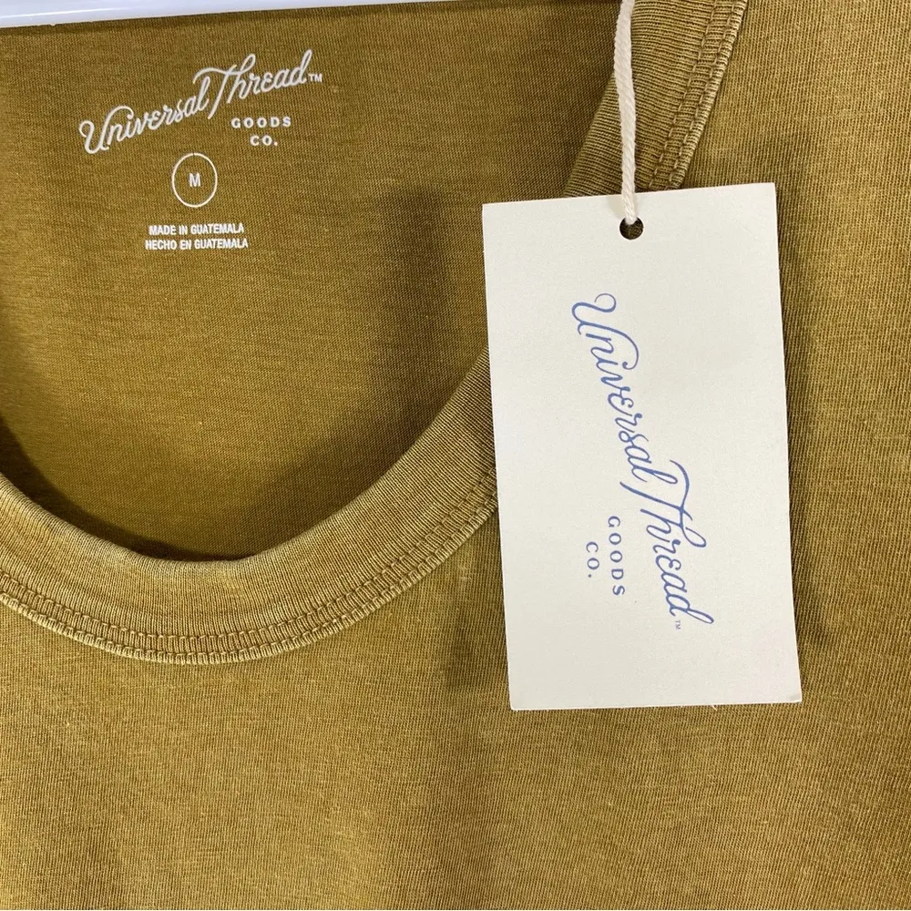 Universal Thread Women’s M Coconut Husk Short Sleeve scoope neck lightweight tee - Image 5