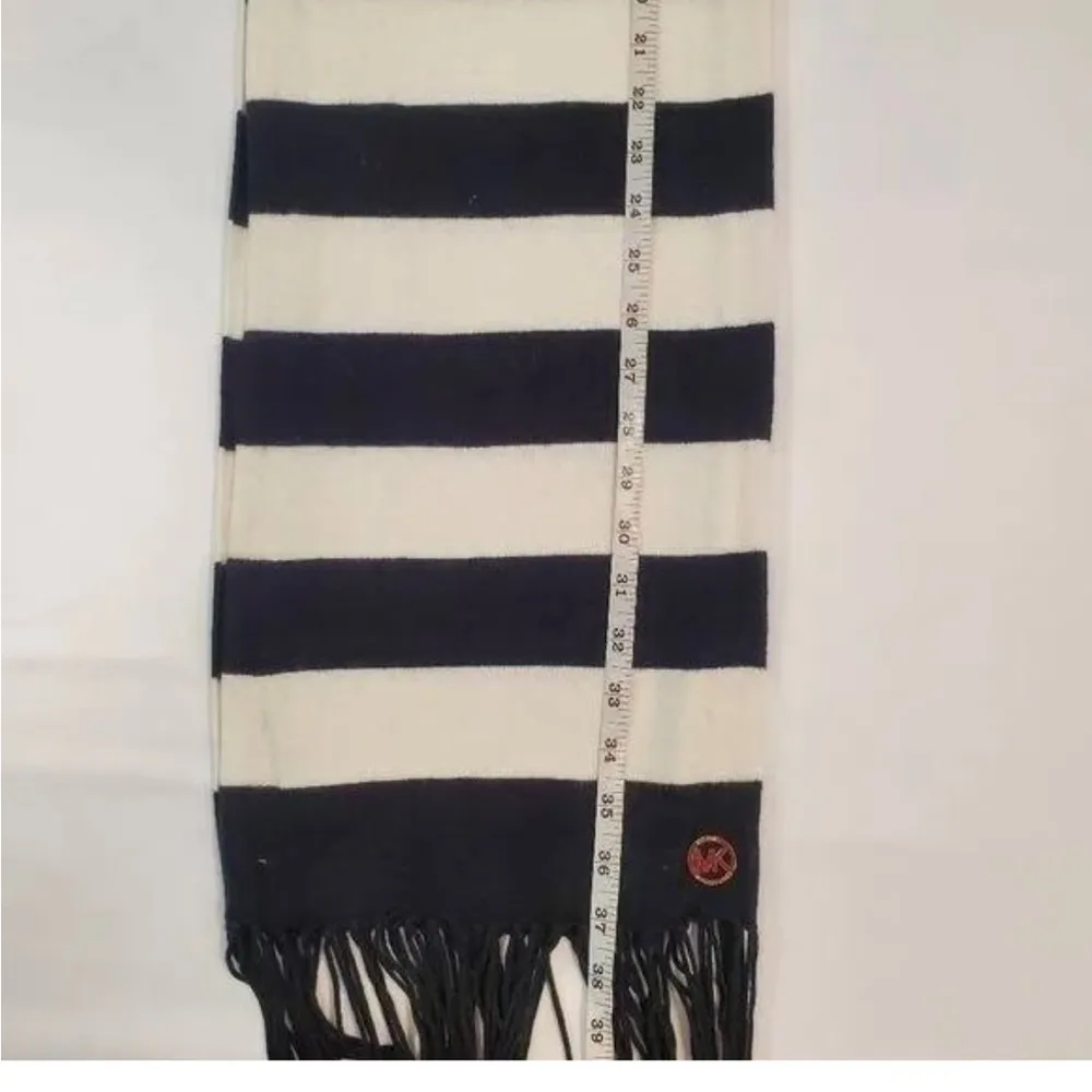 Michael Kors scarf - Image 4