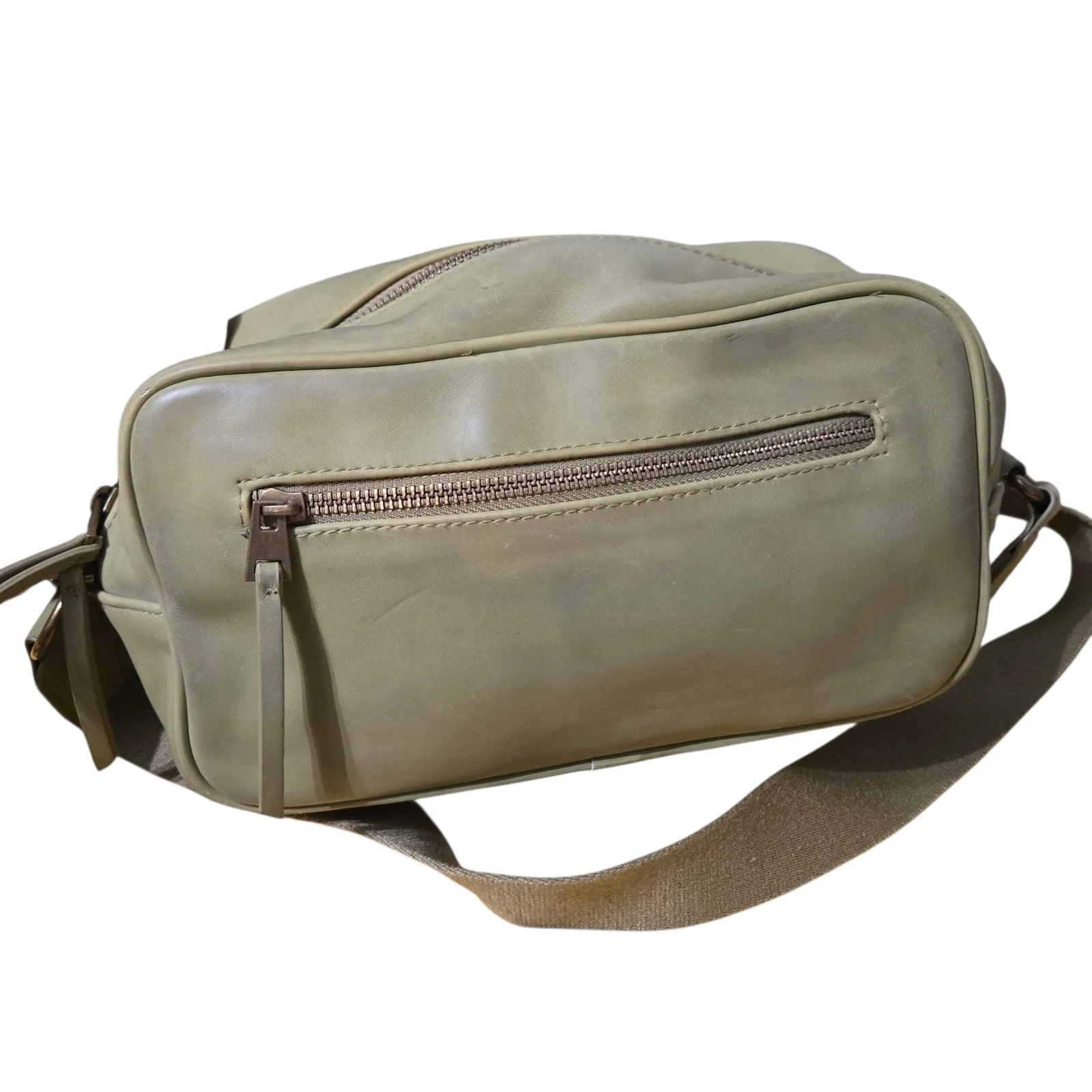 Universal Thread Green Crossbody Faux Leather Box Bag - Image 4