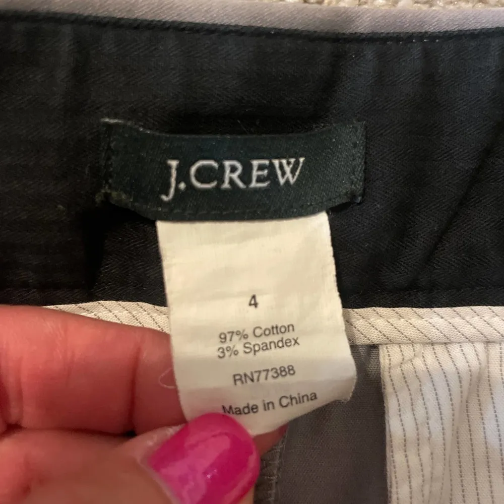 J.Crew Gray Lencil Skirt With Button Detail Size 4 - Image 3