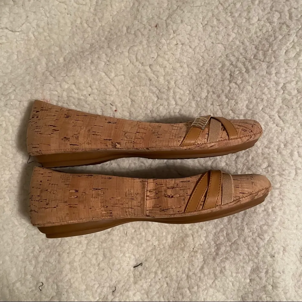 Eurosoft Shaina Flats Tan Size 7 - Image 11