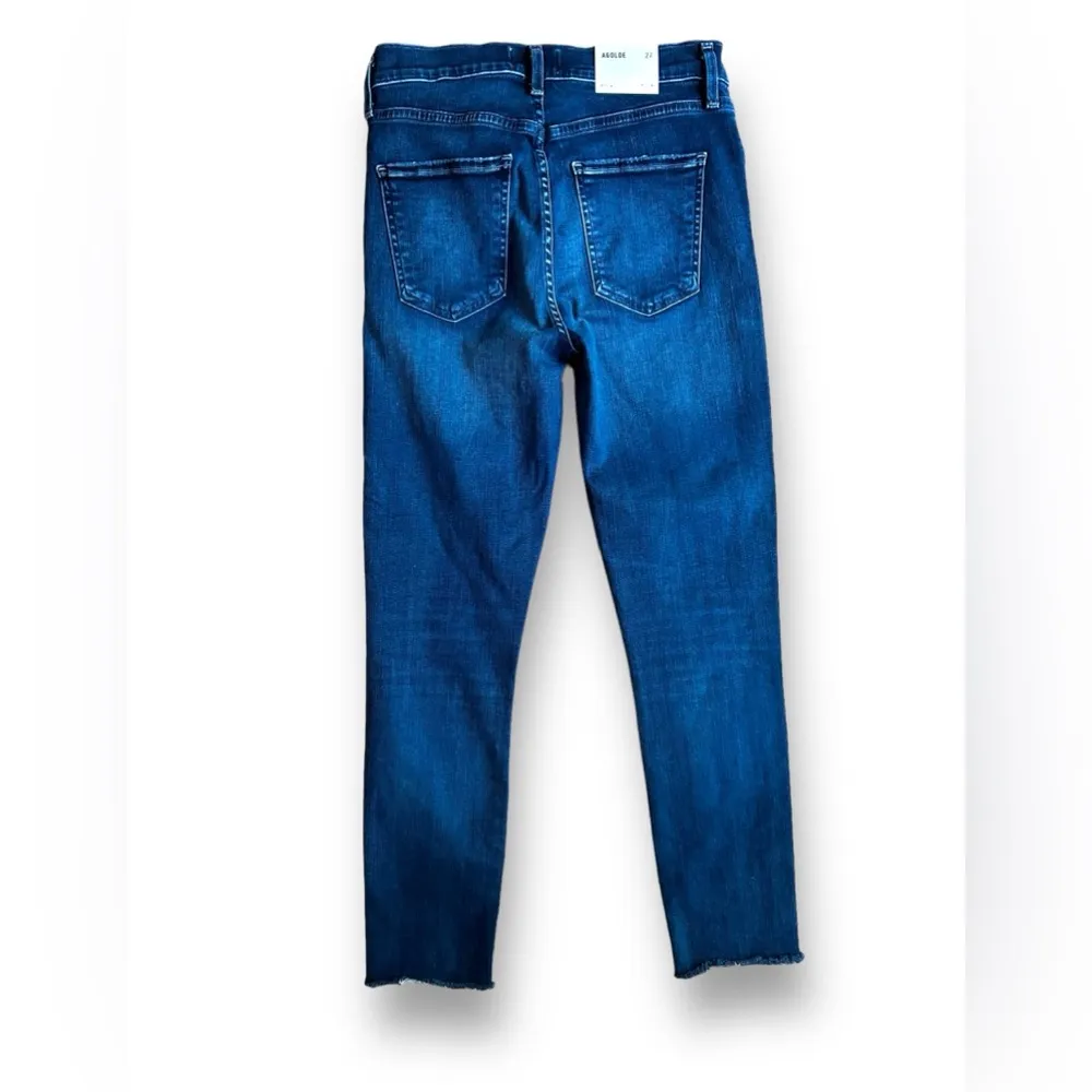 NWT AGOLDE Sophie midrise crop jeans in Claremont wash size 27 raw hem - Image 12