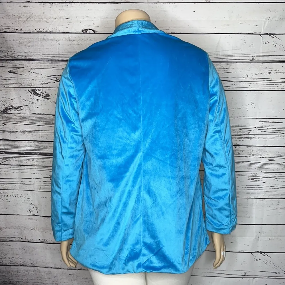 Zanzea Collection NWT Size XL Blue Soft Fabric Decorative Button Blazer Jacket - Image 4
