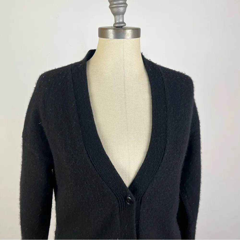 Everlane Black Wool Cashmere Cardigan - Image 3