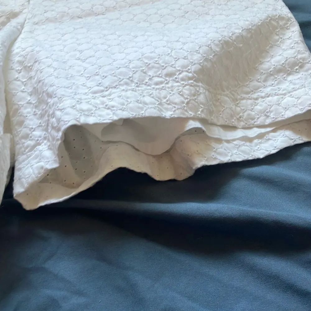 Talbots: White Eyelet Shorts- Tailored Fit- 10 - Image 14