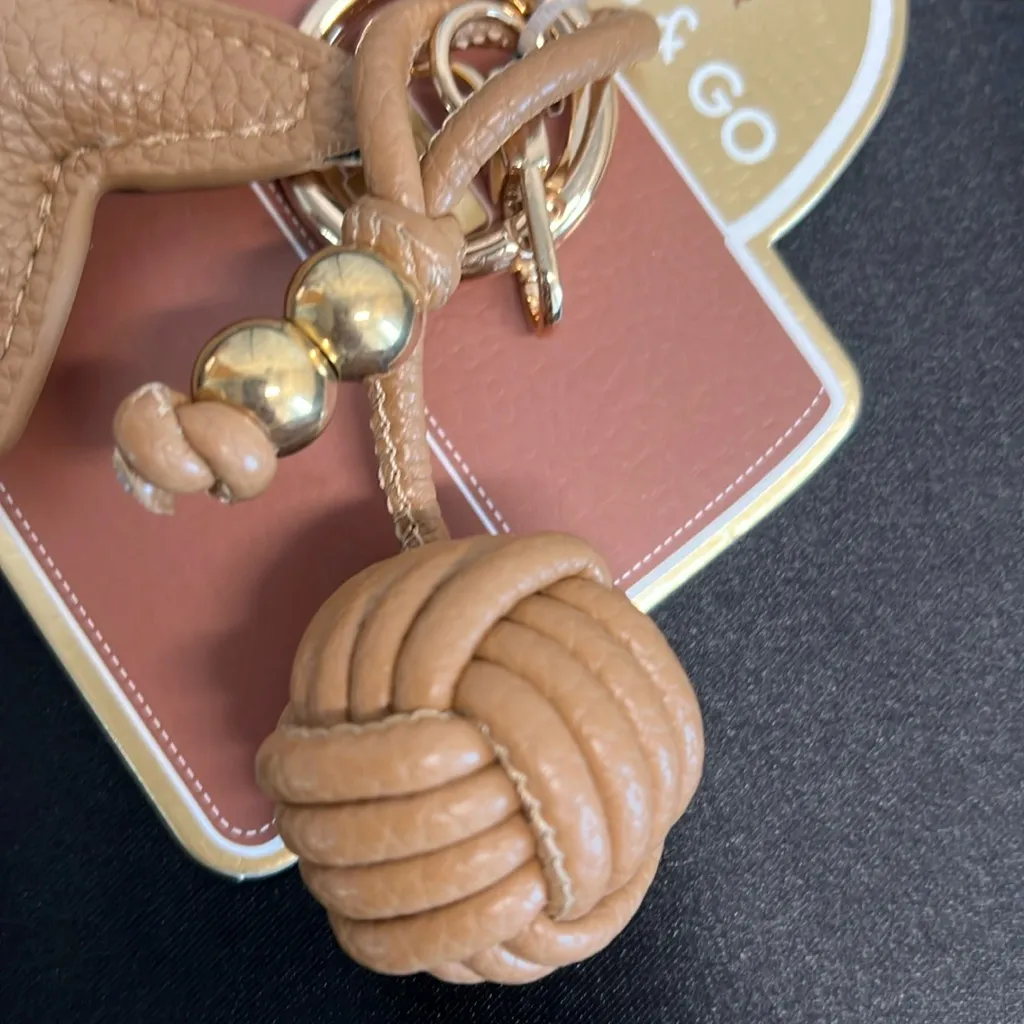 Danibar | Faux Leather Star Bag Charm Gold - Image 4