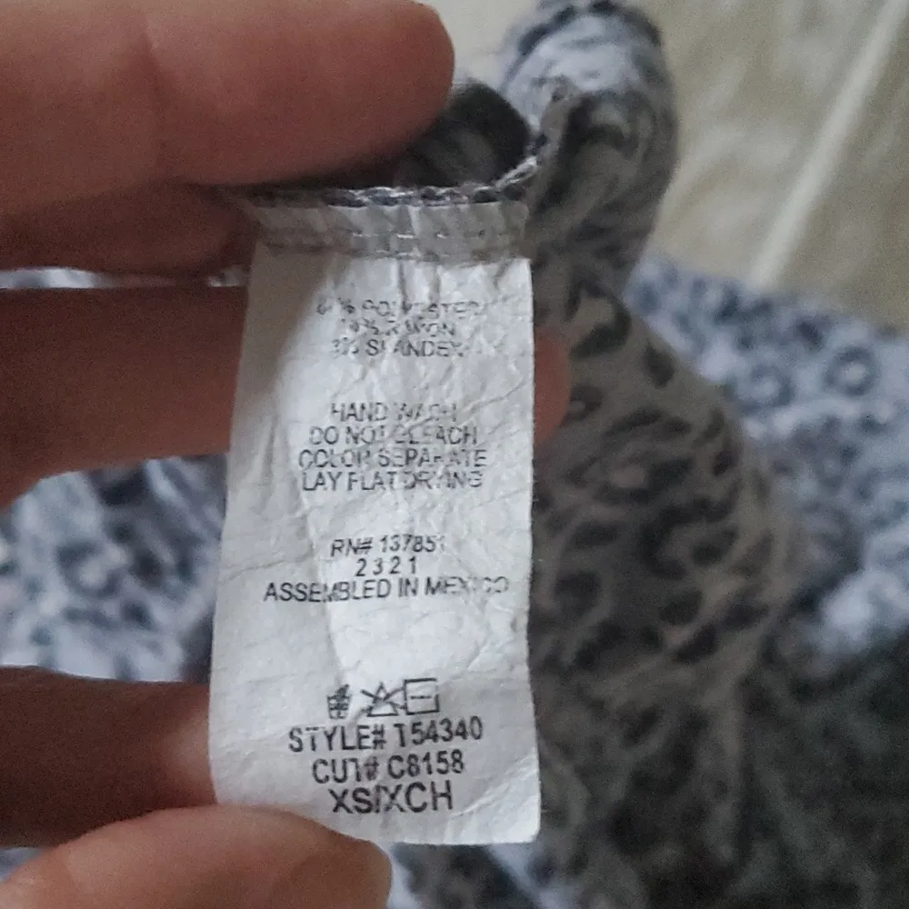 Gaze Animal Print Short Sleeve Peplum Top Size XS - Image 11