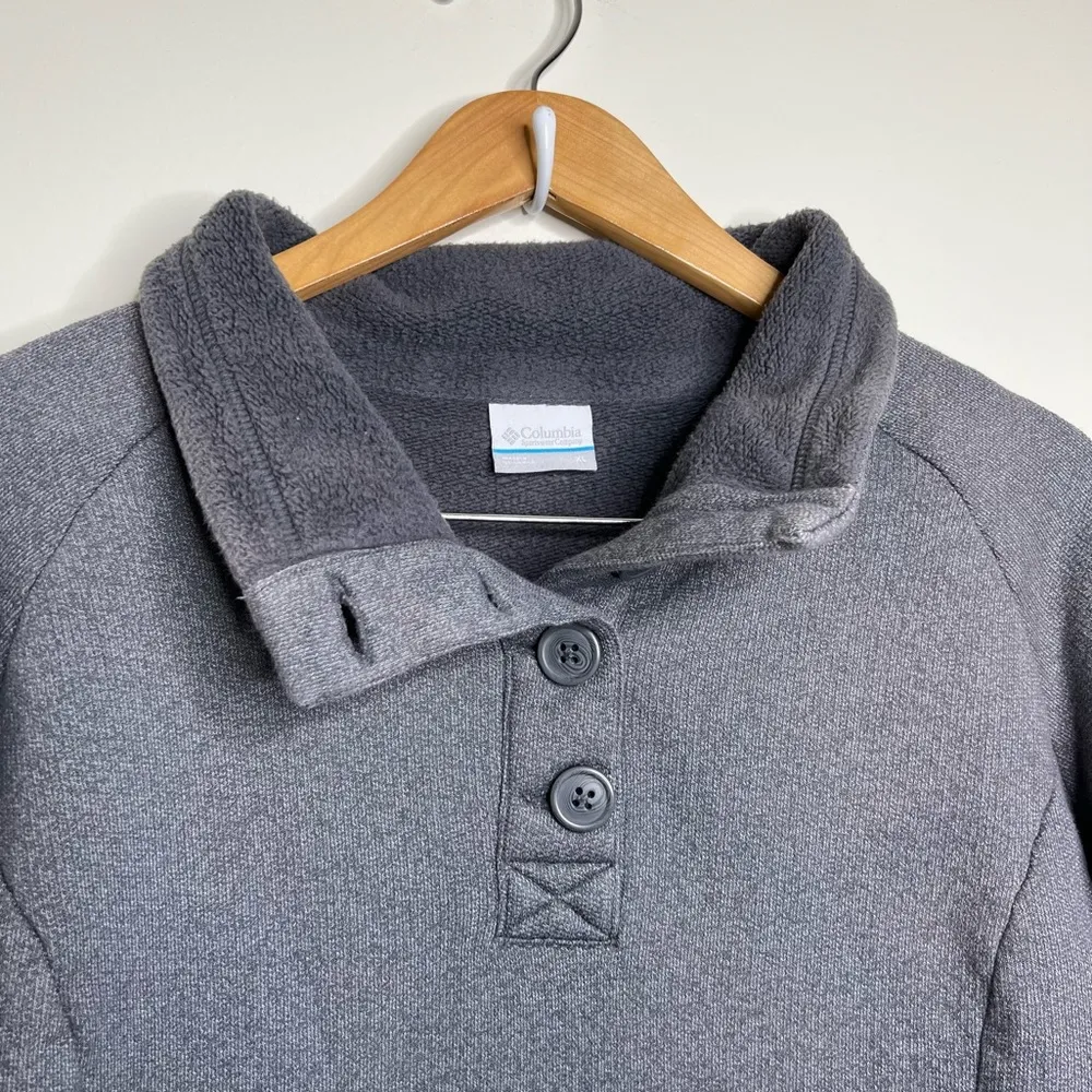 Columbia Gray Pullover Sweatshirt Top Women’s XL 4 Button Neck Kangaroo Pocket - Image 2