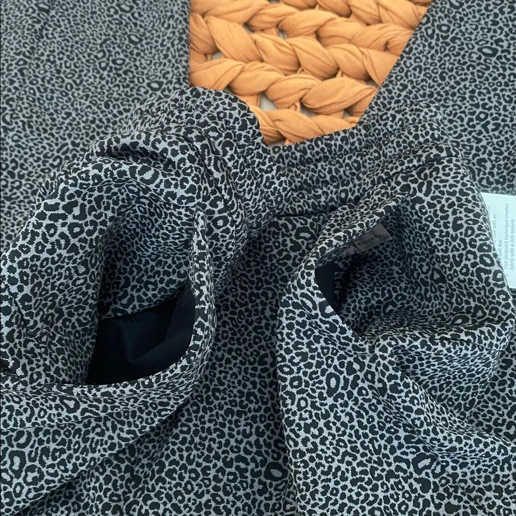 Lululemon LAB Double-Knit Jacquard Pant 26” - Image 9