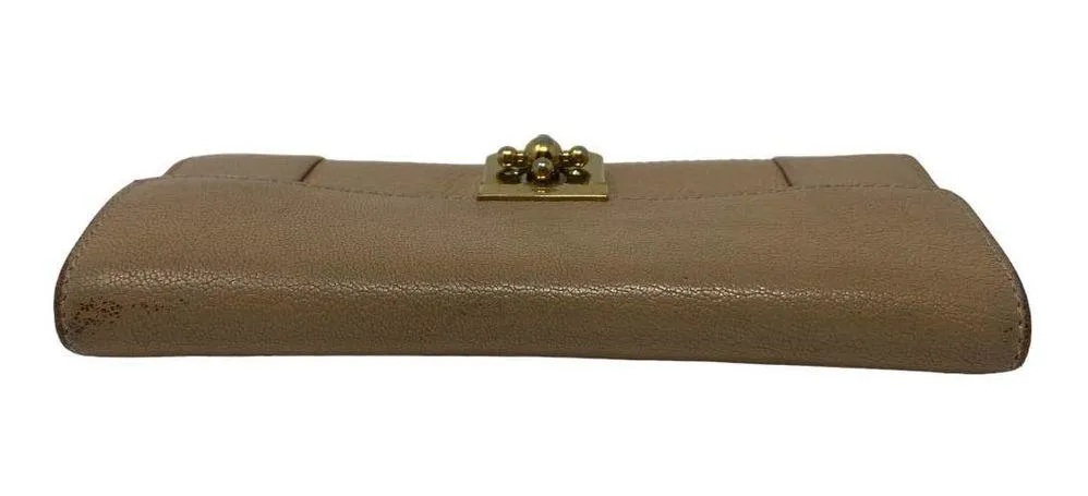 Chloe Bi-Fold Wallet Flap Pebbled Leather Beige Designer Luxury Gold Hardware - Image 4