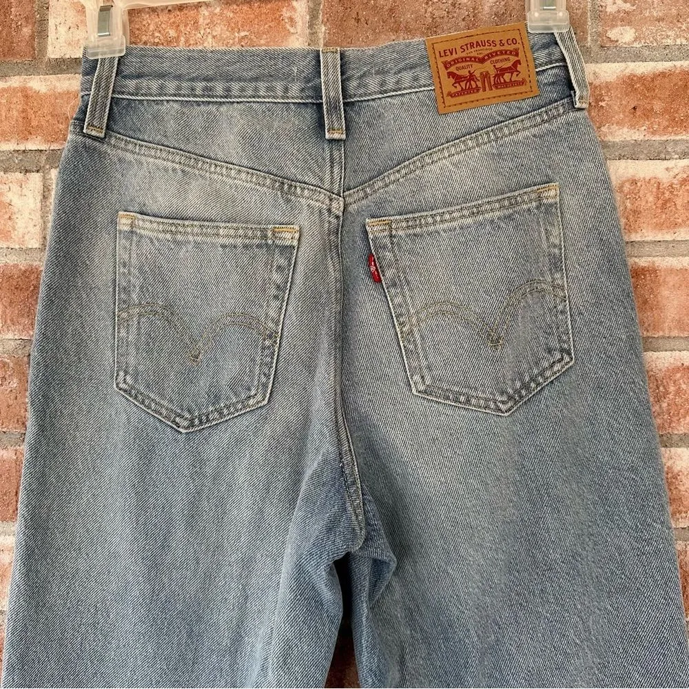 Levi’s High Waisted Mom Jeans Distressed Women’s 25 Straight Leg Cotton - Image 5