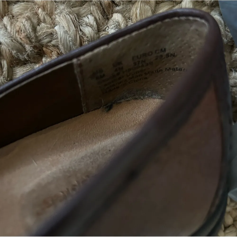 Hush Puppies closed vintage shoes. Pre-loved - Image 14