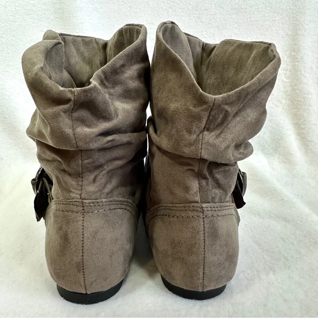 Arizona AZ Marissa Slouch Boots Booties 9 9M Taupe Buckle Flat Heel 037-7459 - Image 6