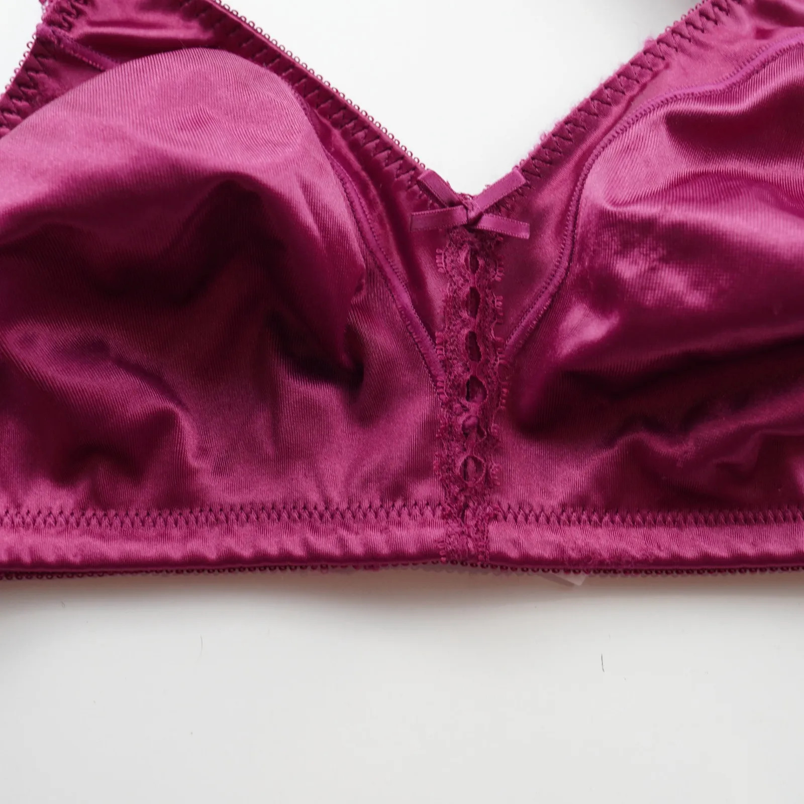 Bali 38C Bra Burgundy Satin Full Coverage Smoothing Comfort Minimizer - Image 2