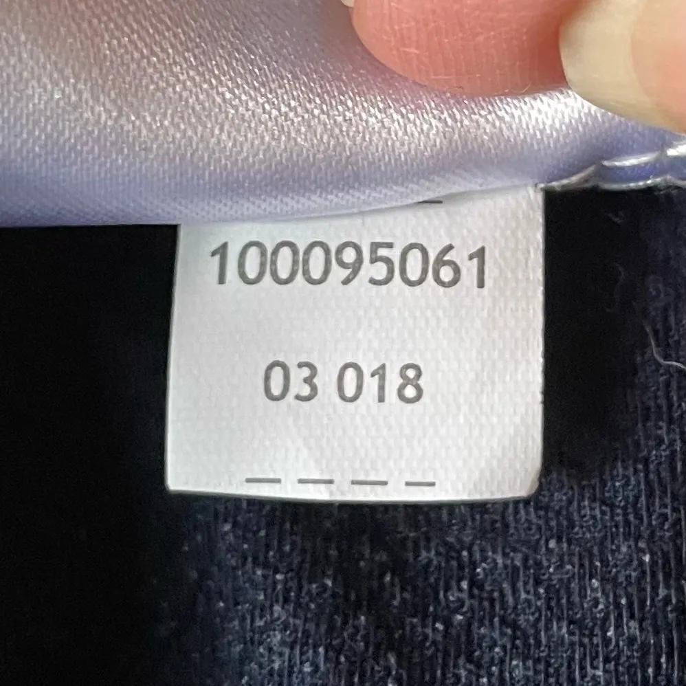 Brook’s Brothers Navy Women's Preppy Skirt - Image 9