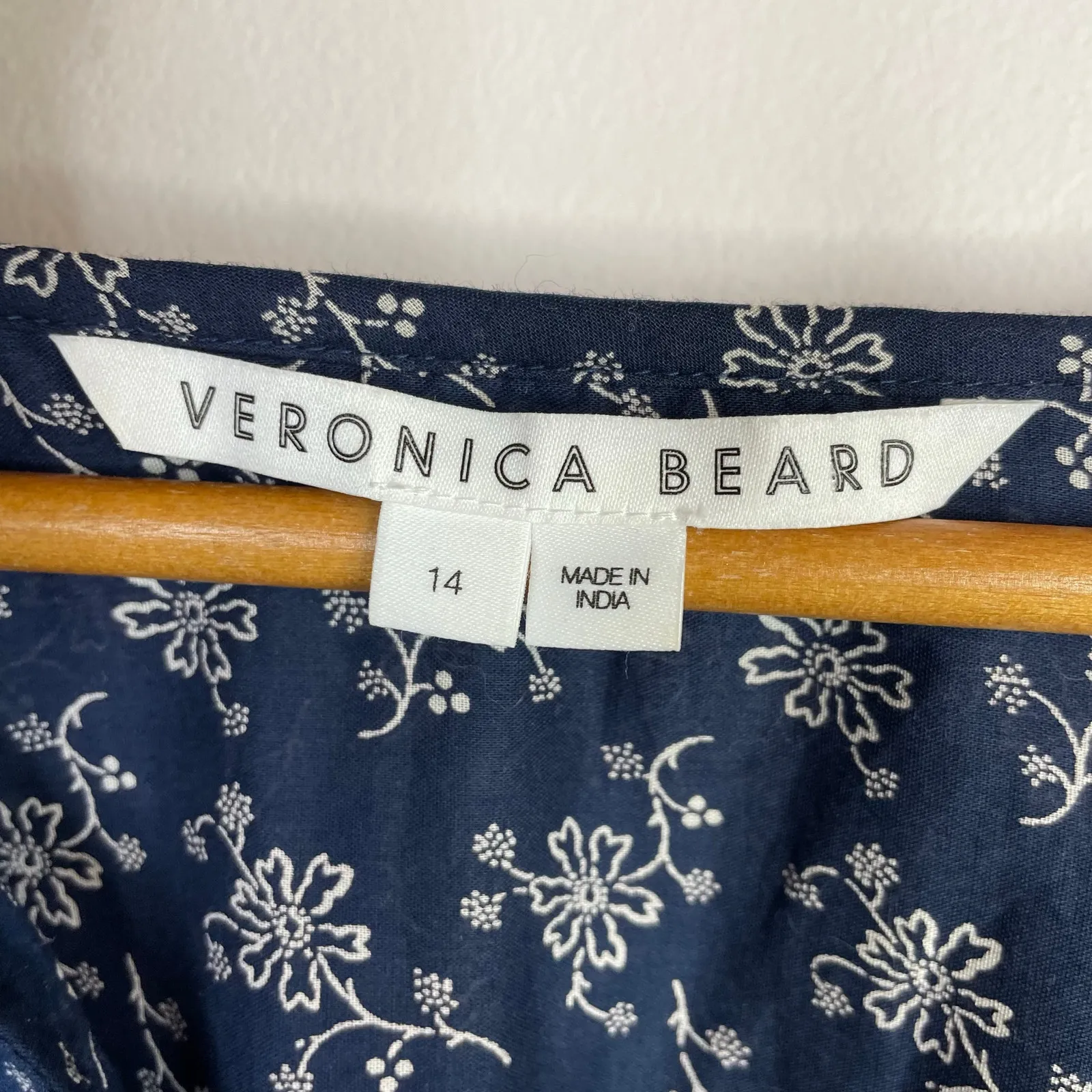 Veronica Beard Kent Navy Blue Floral Crochet Lace Peasant Blouse Top womens L 14 - Image 13