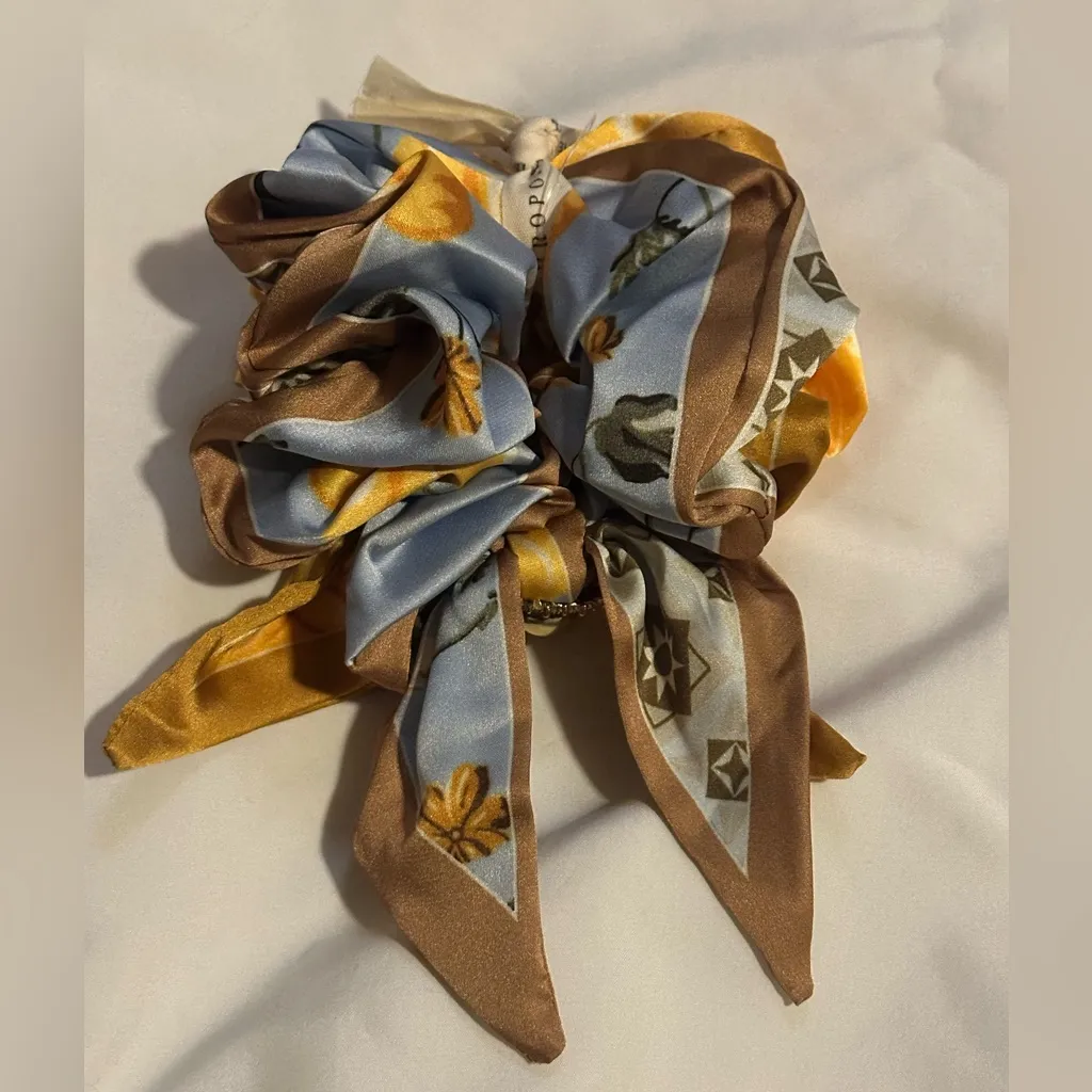 NWT Anthropologie Charmed Scarf Scrunchies Pattern Yellow Blue Tan Faux Pearl - Image 4