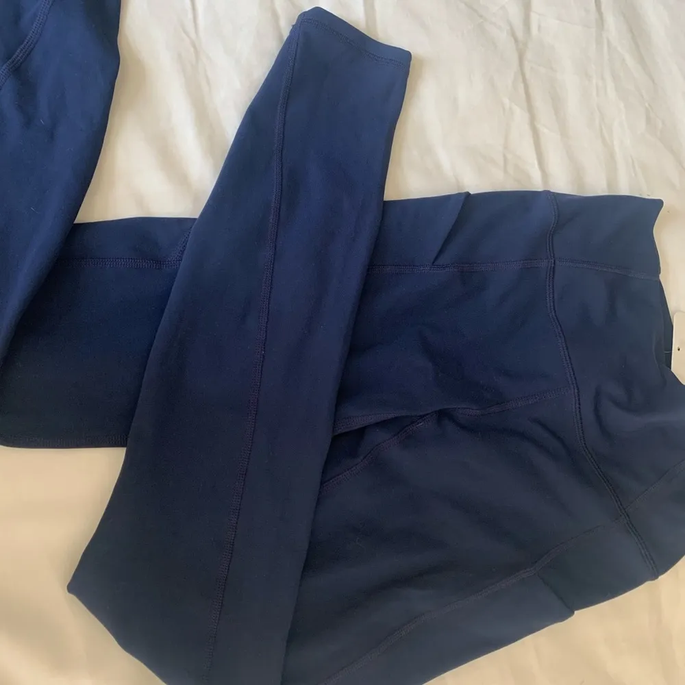 Fabletics XXS OASIS HIGH-WAISTED POCKET LEGGING NEW - Image 9