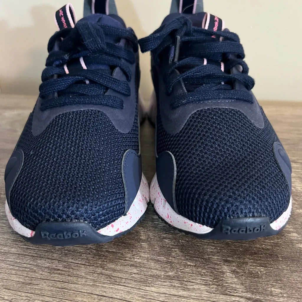 Reebok Sneakers Women’s Size 6.5 Navy Blue Pink Ortholite Footbed - Image 4
