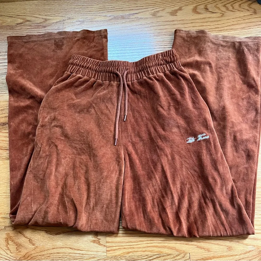 Iets frans rust colored velour sweatpants size XS - Image 7