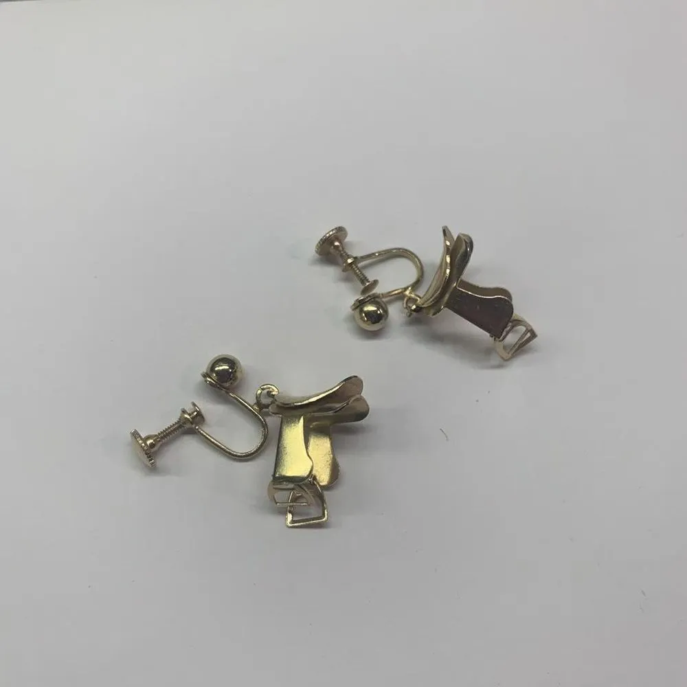Cowgirl Horse Saddle Vintage Gold Tone Clip On Clip - Image 4