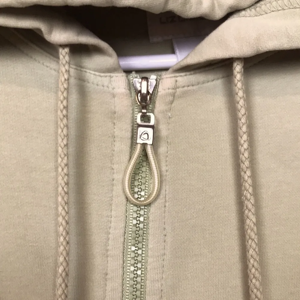 Liz Claiborne Women’s Athletic Athleisure Sporty Green Hooded Zip-Up Jacket - Image 3