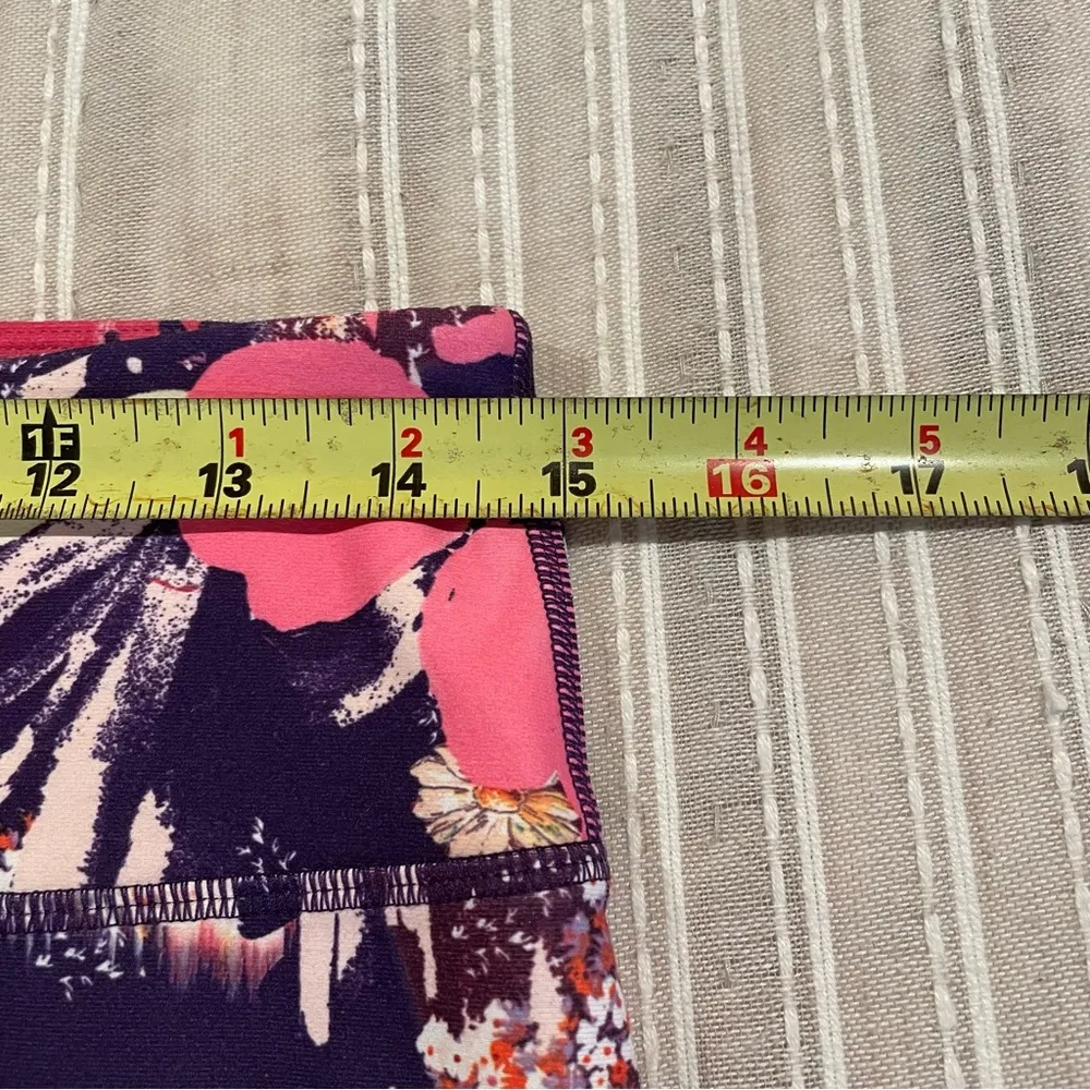 Fabletics Floral Print Define Powerhold Mid Rise Activewear Workout Leggings - Image 7